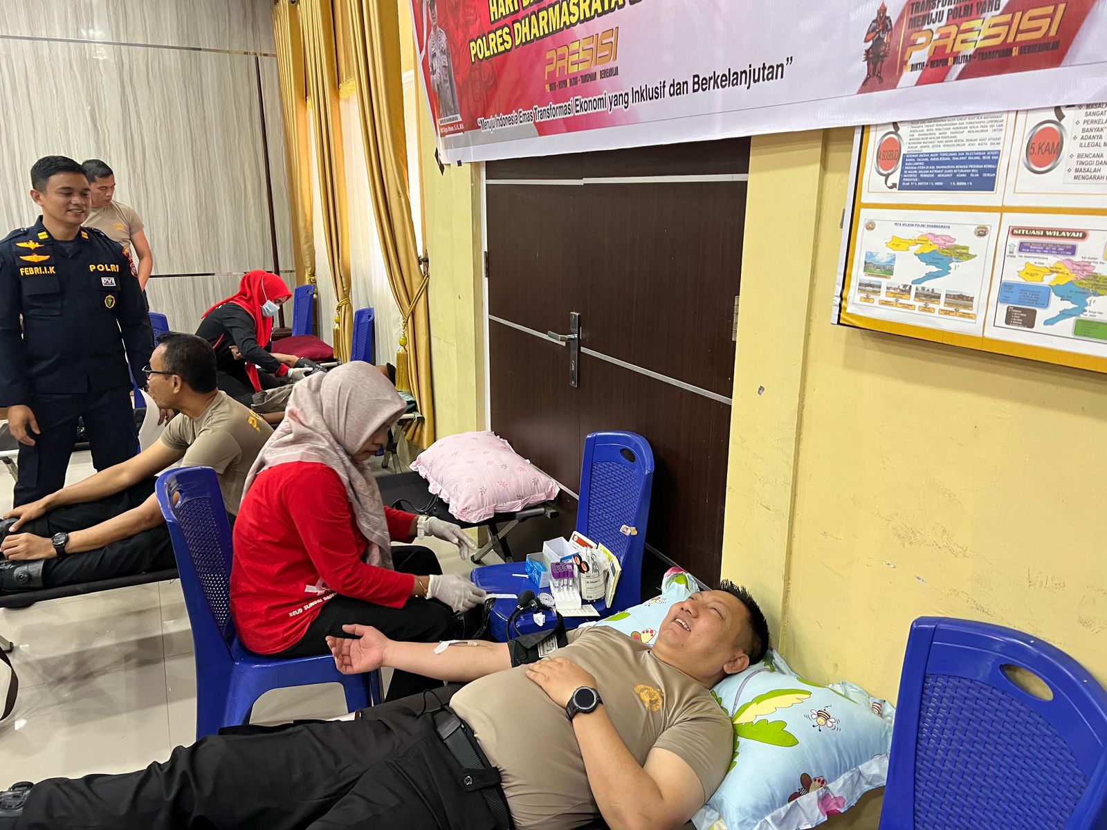 Polres Dharmasraya Gelar Donor Darah Serentak Sambut HUT Humas Polri ke-73