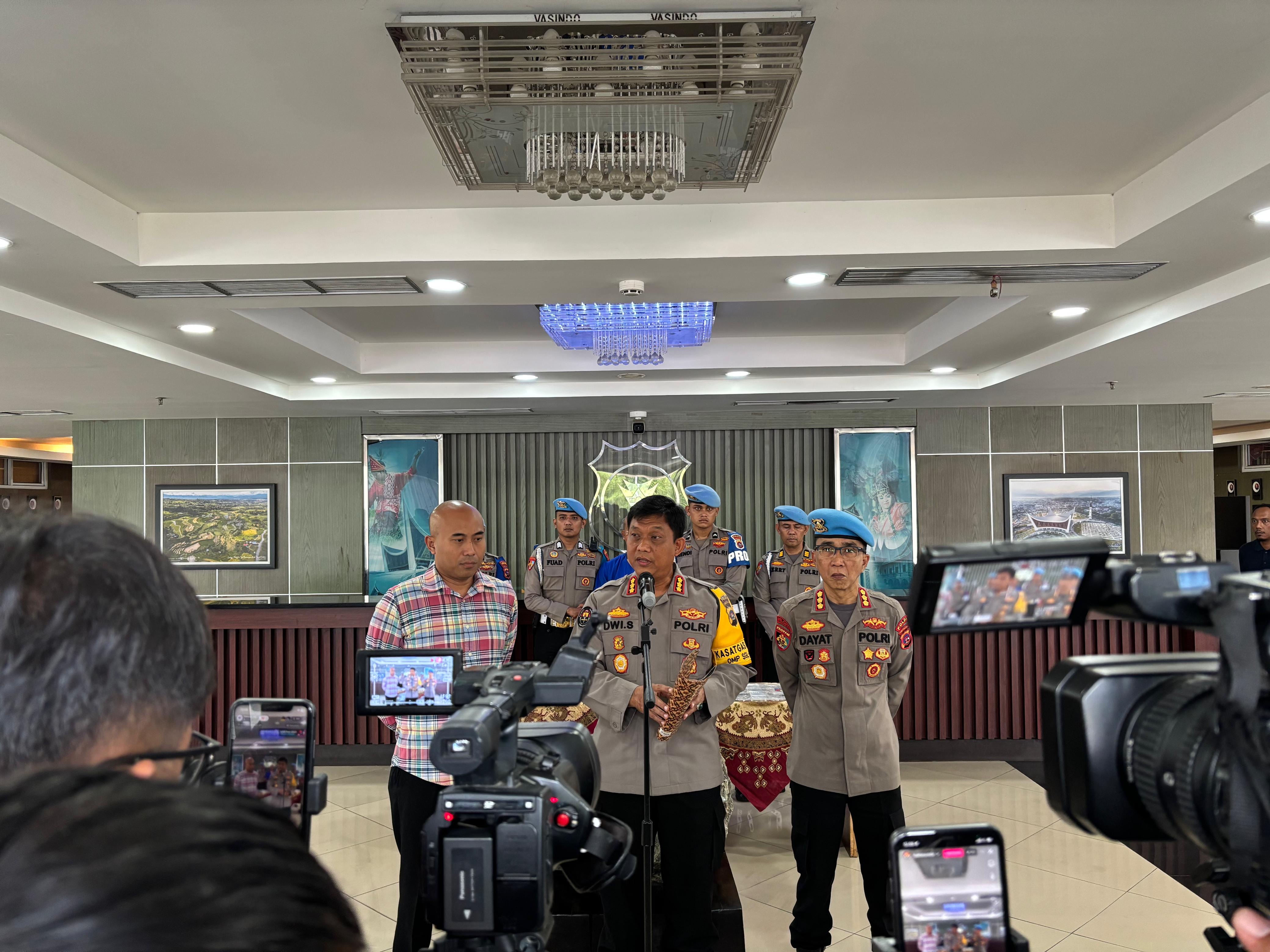 Update Perkembangan Kasus penembakan Di Polres Solok Selatan, Polda Sumbar Gelar Konferensi Pers