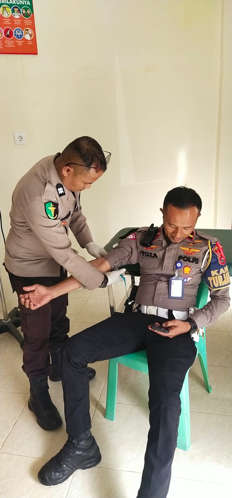 Siedokkes Polres 50 Kota Periksa Kesehatan Personel Ops Lilin Singgalang 2024
