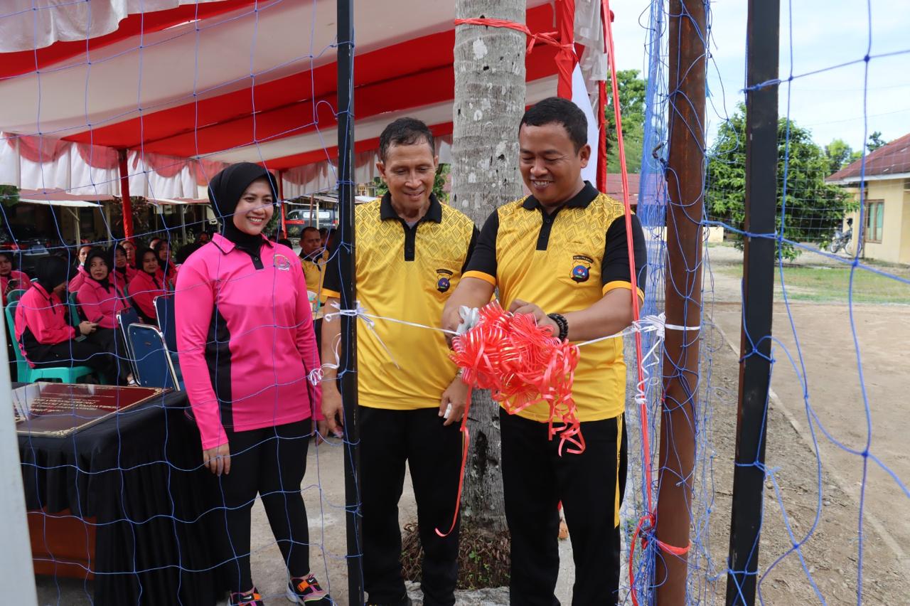 Kapolres Pasaman Barat Resmikan Poliklinik dan Lapangan Futsal serta Aula Tatag Trawang Tungga