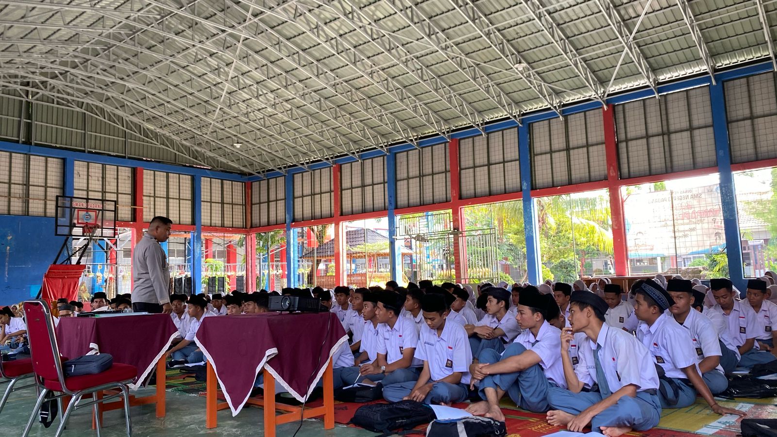 Bidhumas Polda Sumbar Gelar Sosialisasi Perilaku Menyimpang di SMAN 3 Padang