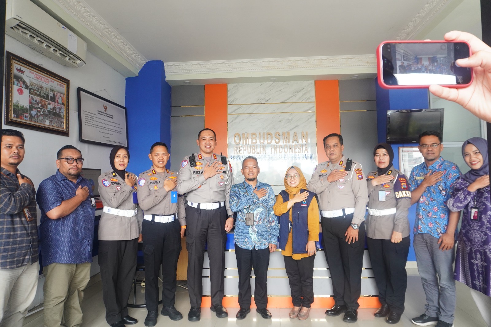 Langkah Nyata Polda Sumbar Bersama Ombudsman dalam Memberantas Praktik Pungutan Liar di Samsat Sumatra Barat