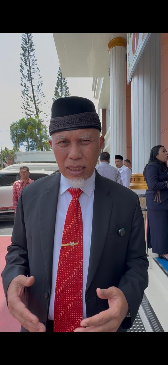 GUBERNUR SUMBAR IMBAU MAHASISWA KEDEPANKAN DIALOG DAN JAUHI NARKOBA DALAM MENYAMPAIKAN ASPIRASI