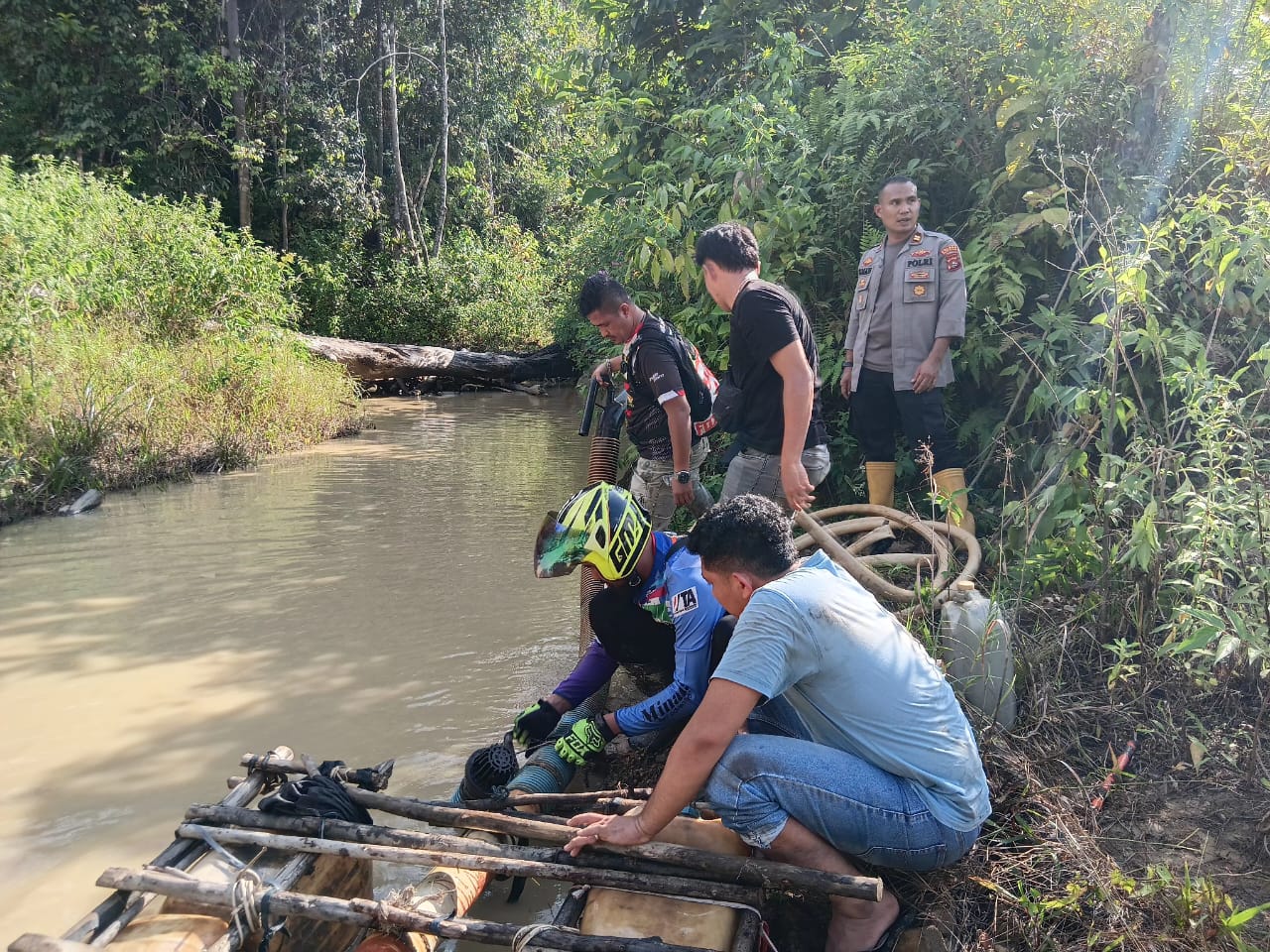 Polres Solok Selatan Gencarkan Patroli Tertibkan Tambang Ilegal Yang Merusak Lingkungan.