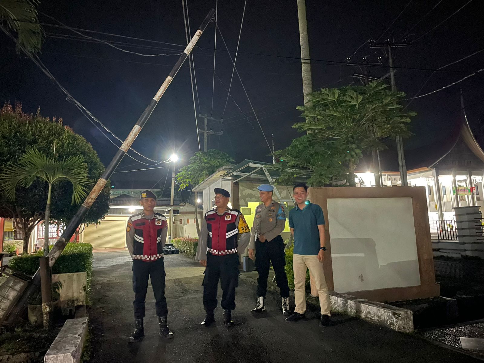 Blue Light Patrol: Polres Agam Hadirkan Rasa Aman di Jam-Jam Rawan