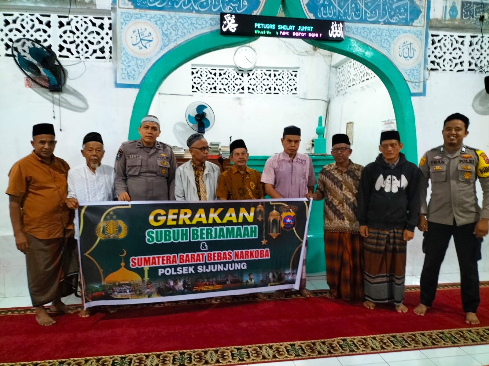 Antisipasi Terjadinya Premanisme, Polsek Sijunjung Sosialisasi ke Masyarakat Melalui Gerakan Subuh Berjemaah