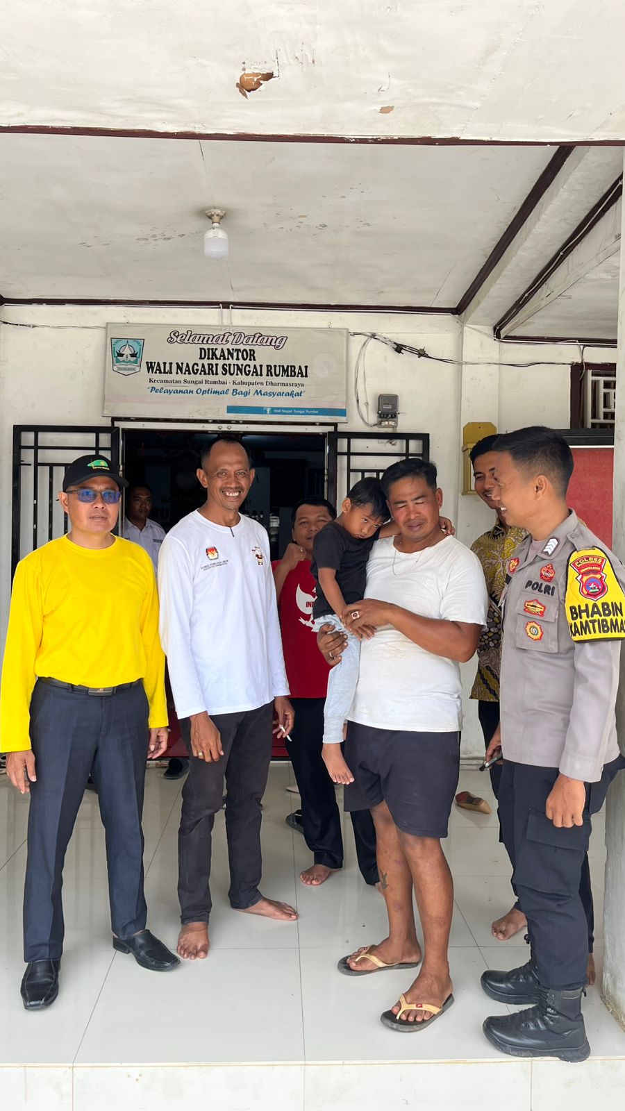 Anak umur 3 Tahun Hilang di Sungai Rumbai, Polisi dan Pihak Nagari Berhasil Kembalikan kepada Keluarga