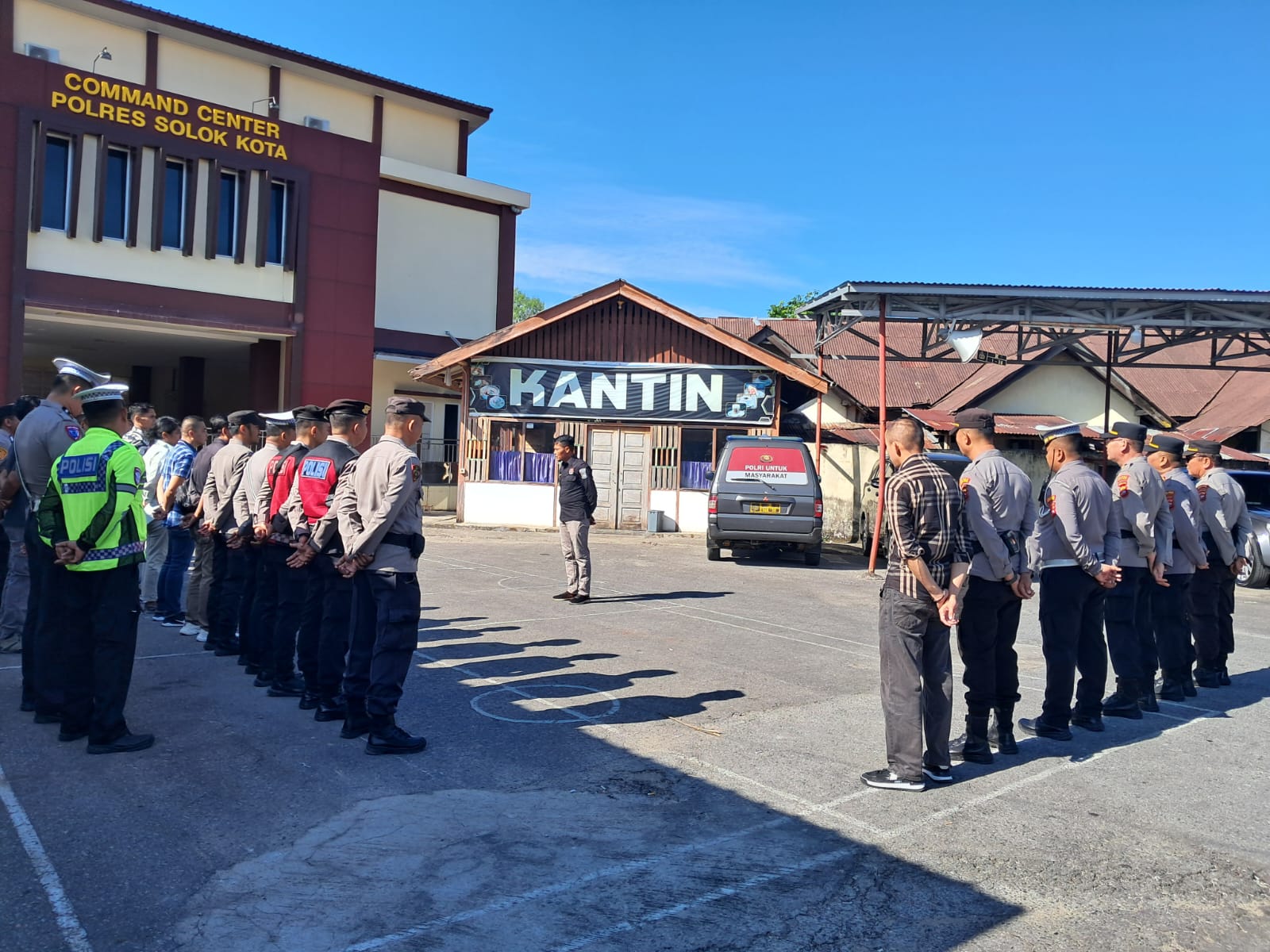 Personel Polres Solok Kota Siaga Selama Libur Panjang, Antisipasi Gangguan Kamtibmas dan Premanisme