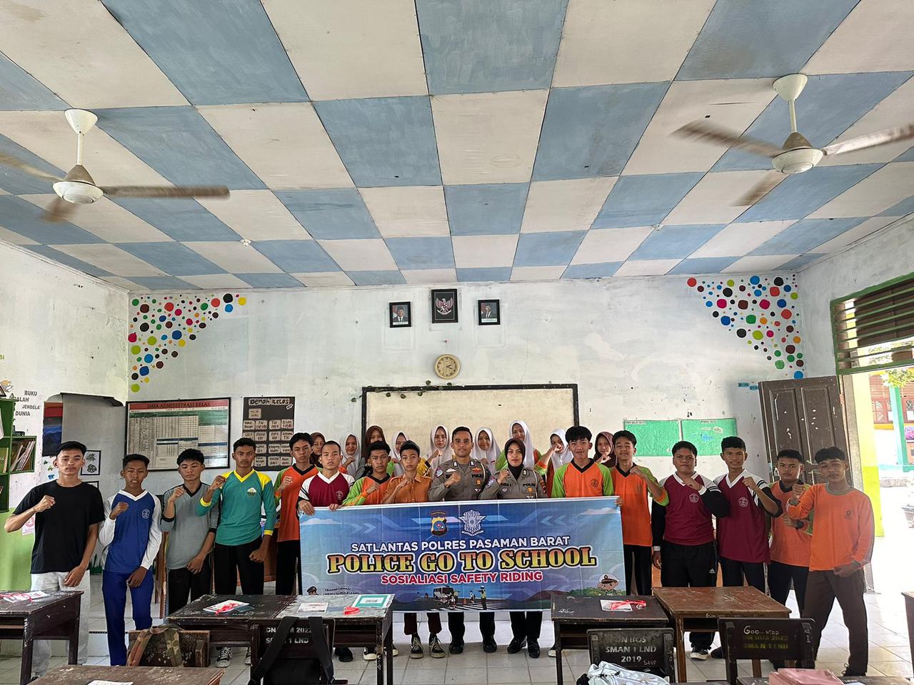 Tingkatkan Disiplin Berlalu Lintas, Satlantas Polres Pasaman Barat Gelar Sosialisasi di SMA Negeri 1 Luhak Nan Duo