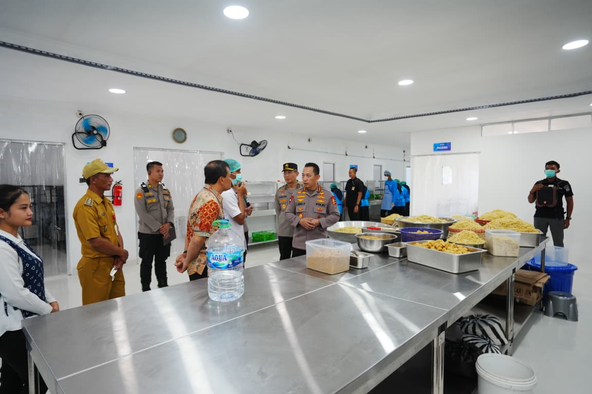 Tinjau Langsung SPPG Pabelan, Kapolri Tekankan Perkuat Food Security
